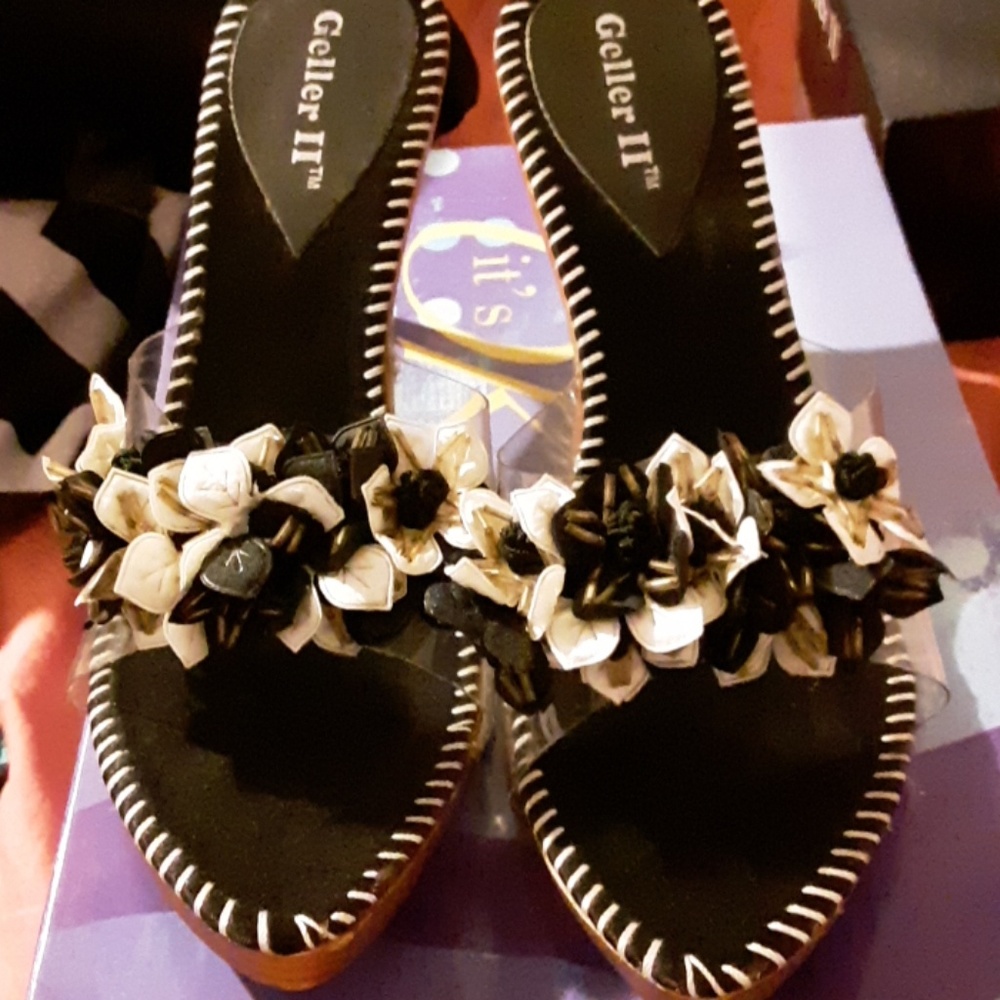 Black and gold with brown trim heels